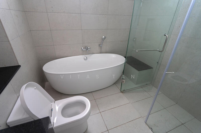 Semi-Detached House for Sale in Shah Alam (Selangor) - Vitas Tan - Bathroom - PropertyGuru.com.my