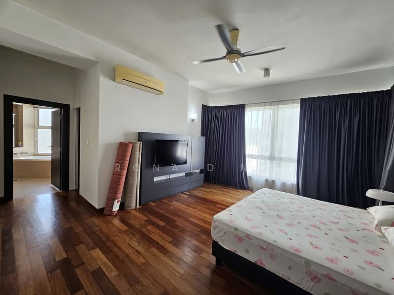 Condominium for Sale at Gurney Paragon - Ronald Ng - Bedroom - PropertyGuru.com.my