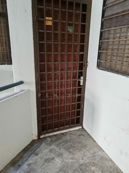 Kondominium untuk Dijual di Ferringhi Delima Condominium - Pen Teo - Entrance  - PropertyGuru.com.my