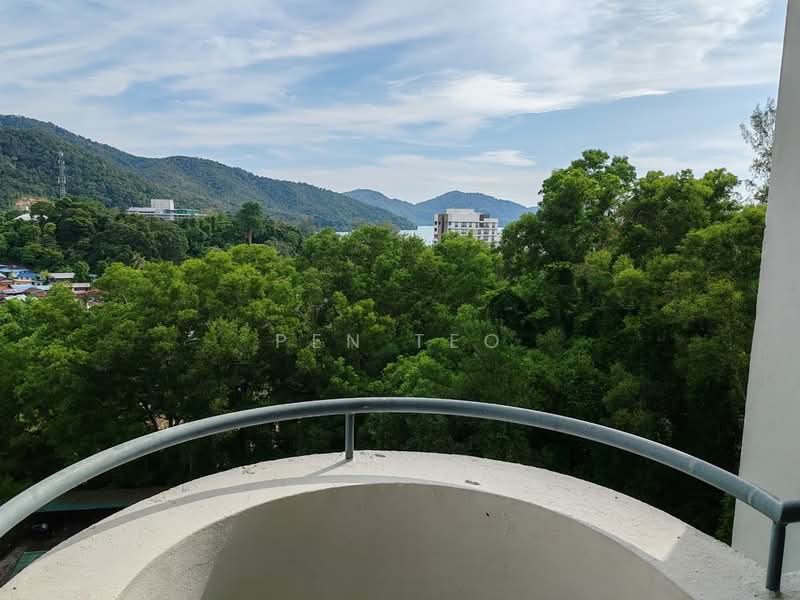 Kondominium untuk Dijual di Ferringhi Delima Condominium - Pen Teo - Balcony  - PropertyGuru.com.my