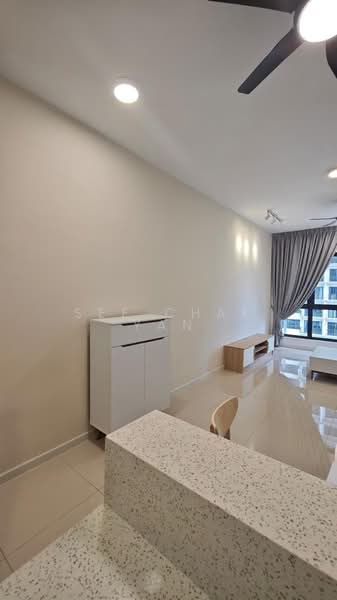 Servis Apartment untuk Disewa di Sunway Belfield - See Chak Yan - Living Room - PropertyGuru.com.my