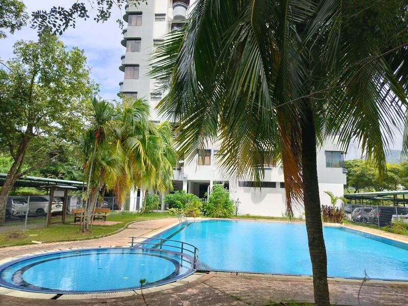 Ferringhi Delima Condominium untuk Untuk Dijual - RM 280,000, Mac 2026 - Pool - PropertyGuru.com.my