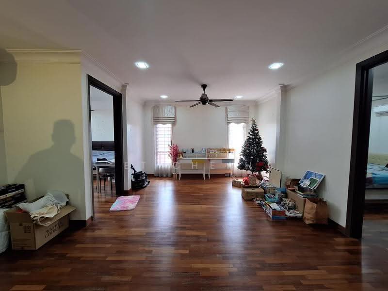 Rumah Teres 2-Tingkat untuk Dijual di Kota Kemuning (Shah Alam) - ET Cheah - Living Room - PropertyGuru.com.my