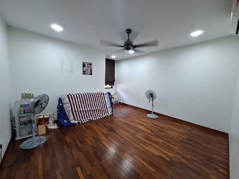 Rumah Teres 2-Tingkat untuk Dijual di Kota Kemuning (Shah Alam) - ET Cheah - Living Room - PropertyGuru.com.my