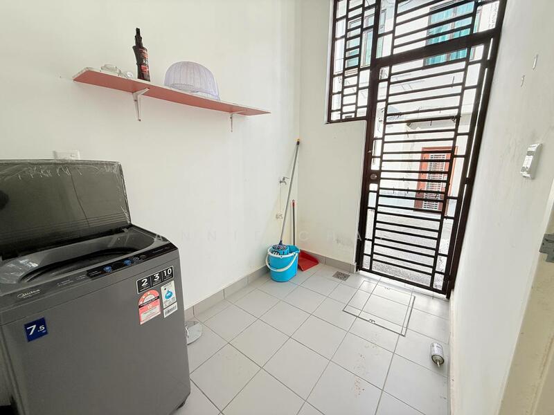 2-storey Terraced House for Sale in Taman Seri Austin (Tebrau) - Annie Chai - Interior - PropertyGuru.com.my