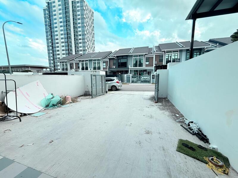 2-storey Terraced House for Sale in Taman Seri Austin (Tebrau) - Annie Chai - Exterior - PropertyGuru.com.my