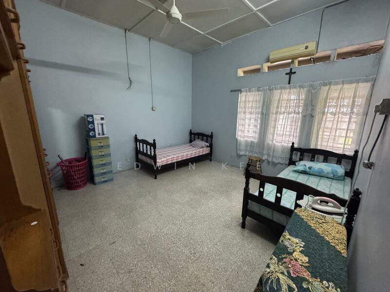 Bungalow for Sale in Seremban (Negeri Sembilan) - EDWIN KEE - Bedroom - PropertyGuru.com.my
