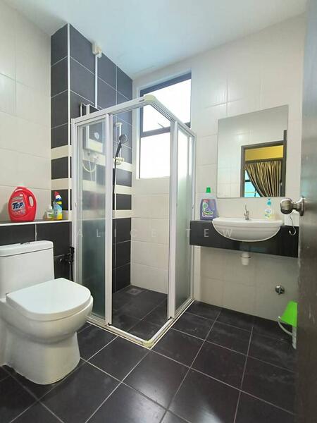 Apartment for Sale at Seri Austin Residence (Pangsapuri Seri Austin) - Alice Tew - Bathroom - PropertyGuru.com.my