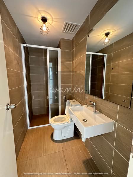 Service Residence for Sale at Lexa Residence @ The Quartz WM - Gilbert Hor - Bathroom - PropertyGuru.com.my