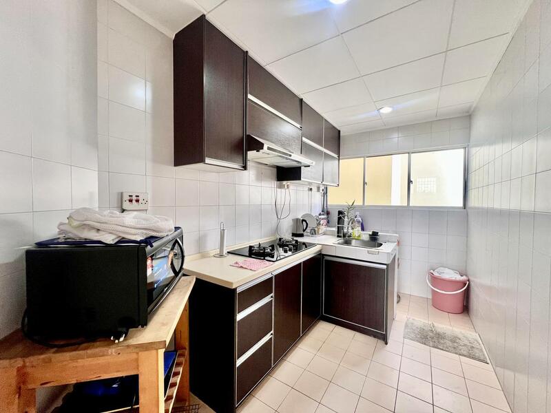 Condominium for Sale at Tivoli Villas - Banin Yahya - Kitchen - PropertyGuru.com.my