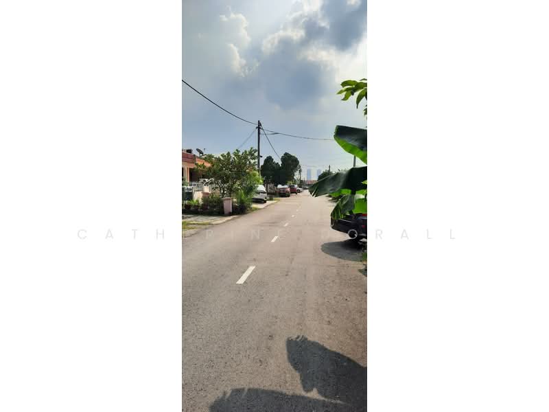 1-storey Terraced House for Sale in Sea Park (Petaling Jaya) - Catherine Dorall - Exterior - PropertyGuru.com.my
