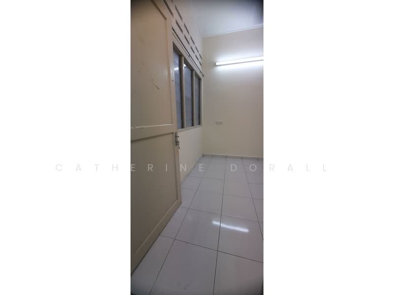 1-storey Terraced House for Sale in Sea Park (Petaling Jaya) - Catherine Dorall - Interior - PropertyGuru.com.my