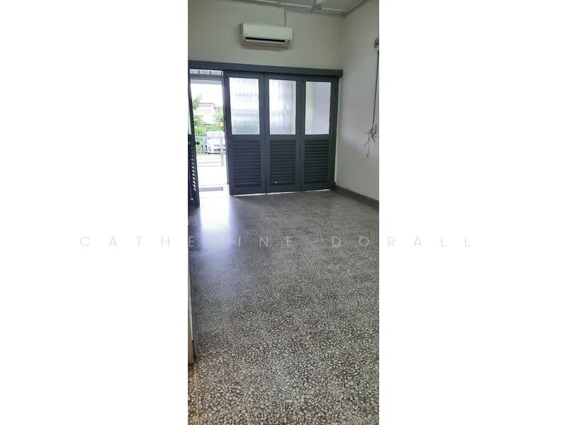 1-storey Terraced House for Sale in Sea Park (Petaling Jaya) - Catherine Dorall - Interior - PropertyGuru.com.my