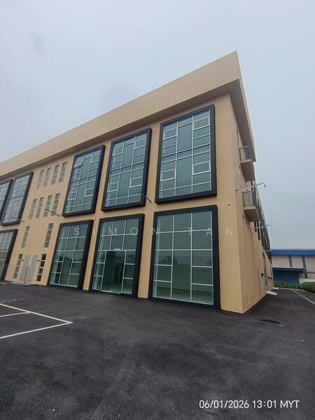 Semi-D Factory for Rent in Setia Alam (Selangor) - Simon Tan - Exterior - PropertyGuru.com.my