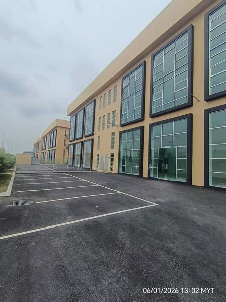 Semi-D Factory for Rent in Setia Alam (Selangor) - Simon Tan - Exterior - PropertyGuru.com.my