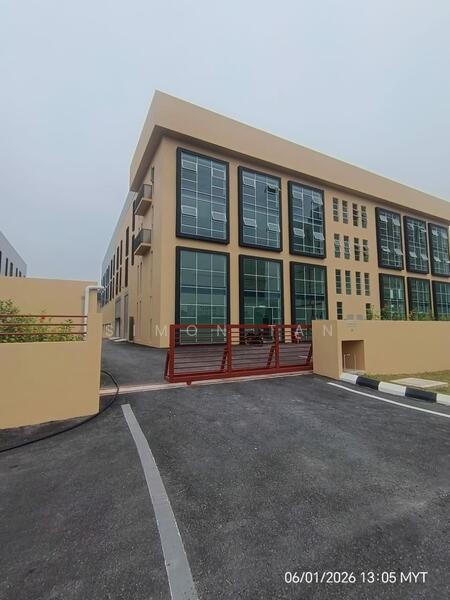 Semi-D Factory for Rent in Setia Alam (Selangor) - Simon Tan - Exterior - PropertyGuru.com.my