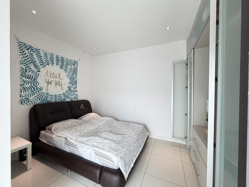 Untuk Disewa - The Laguna