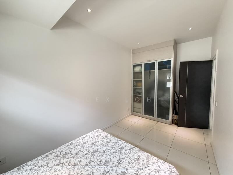 Untuk Disewa - The Laguna