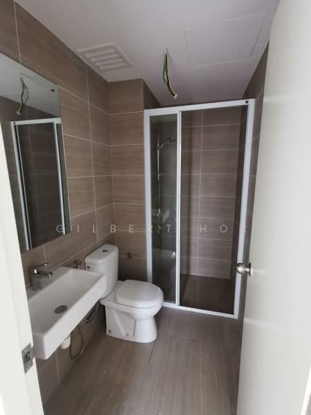 Service Residence for Sale at Lexa Residence @ The Quartz WM - Gilbert Hor - Bathroom - PropertyGuru.com.my