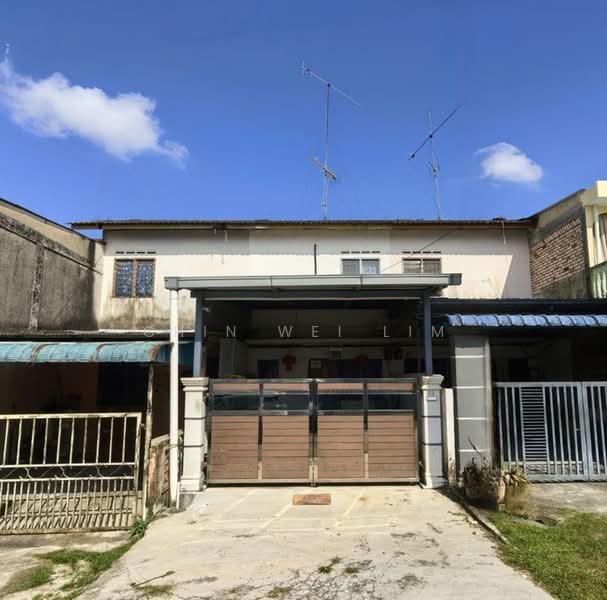 Rumah Teres untuk Dijual di Kluang (Johor) - Chin Wei Lim - Exterior - PropertyGuru.com.my