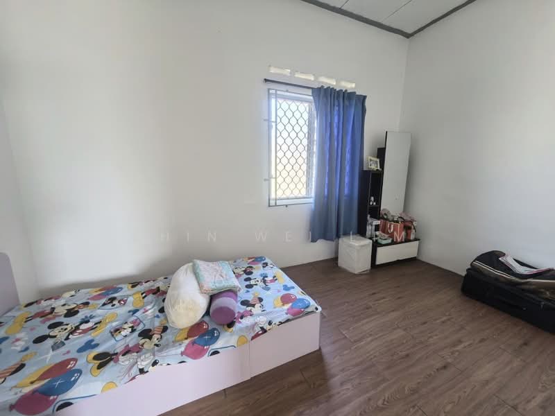 Rumah Teres untuk Dijual di Kluang (Johor) - Chin Wei Lim - Bedroom - PropertyGuru.com.my