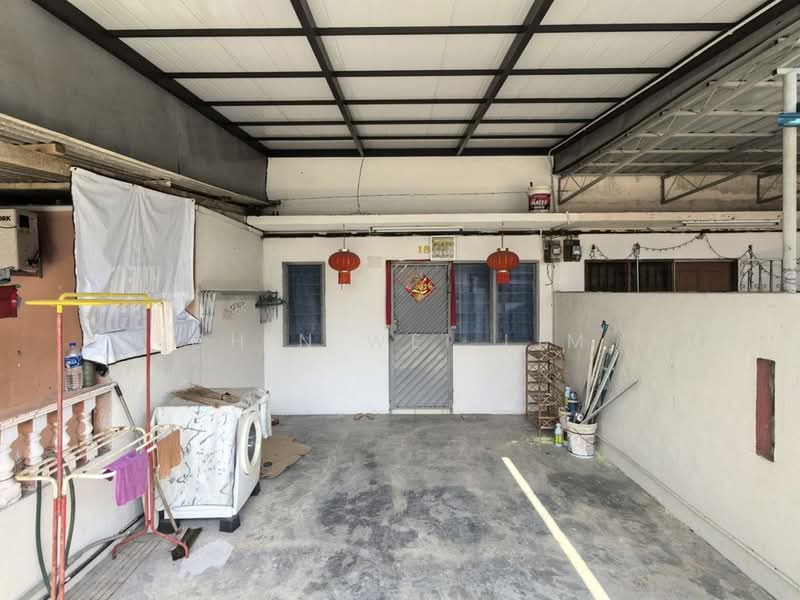 Rumah Teres untuk Dijual di Kluang (Johor) - Chin Wei Lim - Exterior - PropertyGuru.com.my