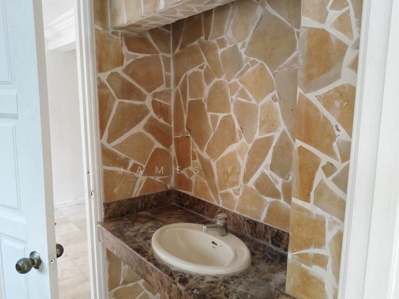 Fully renovated & extended house @ Ss12 Subang Jaya untuk Untuk Dijual - RM 860,000, Apr 2026 - Bathroom - PropertyGuru.com.my