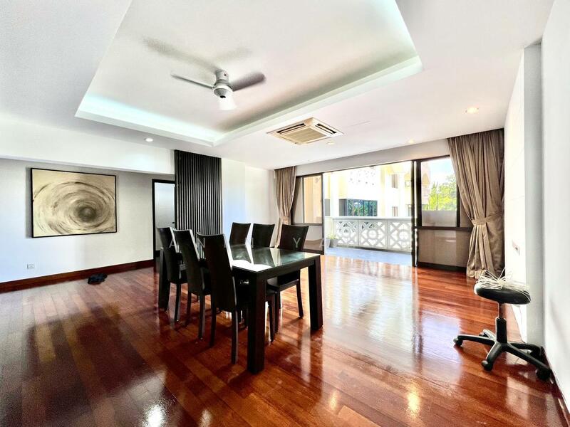 Condominium for Sale at Tivoli Villas - Banin Yahya - Dining Room - PropertyGuru.com.my