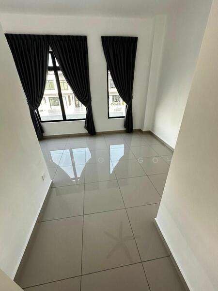 Untuk Disewa - Taman Kota Masai: Plot 3 (Package 2)