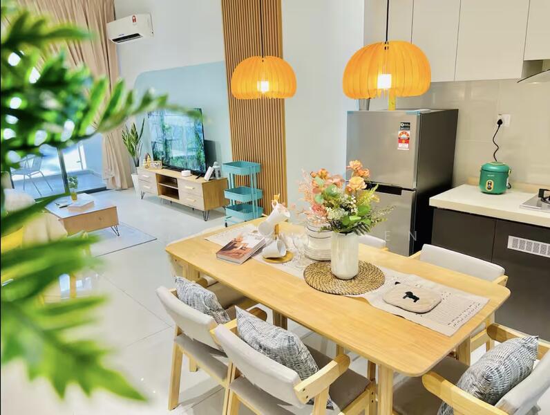 Condominium for Sale at Royal Strand @ Country Garden Danga Bay - Puah Sin Yuen - Living Room - PropertyGuru.com.my
