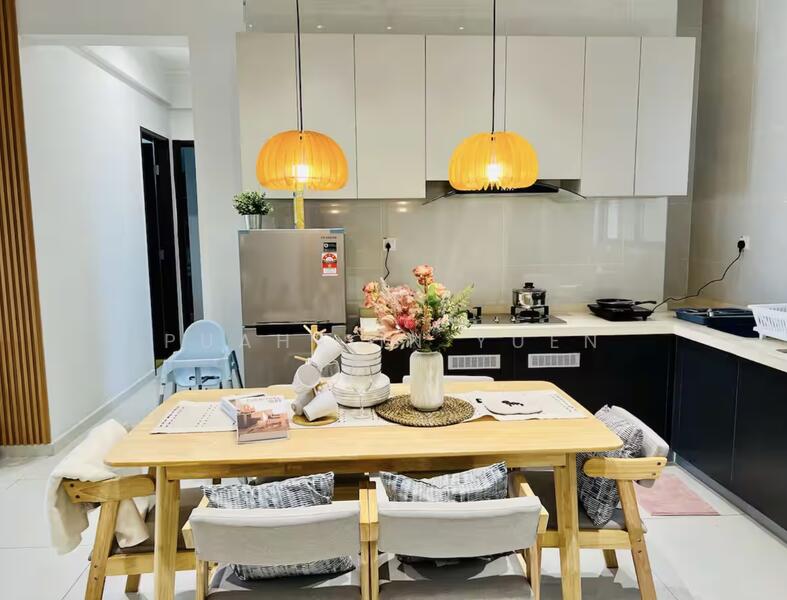 Condominium for Sale at Royal Strand @ Country Garden Danga Bay - Puah Sin Yuen - Kitchen - PropertyGuru.com.my