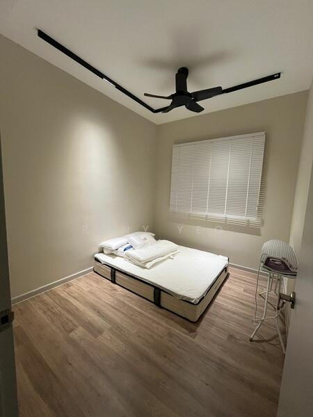 Servis Apartment untuk Disewa di Sunway Belfield - Rony Yeo - Bedroom - PropertyGuru.com.my