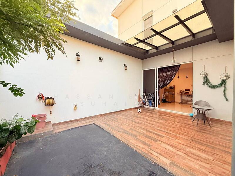 Rumah Teres untuk Dijual di Bandar Sri Sendayan (Negeri Sembilan) - Hassan Basri Suhaimi - Exterior - PropertyGuru.com.my