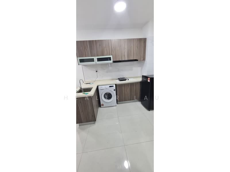 Kediaman Servis untuk Dijual di Country Garden Central Park - Healer Lau - Kitchen - PropertyGuru.com.my