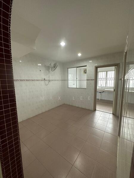 2-storey Terraced House for Sale in Bandar Mahkota Cheras (Cheras) - Max Lee - Kitchen - PropertyGuru.com.my