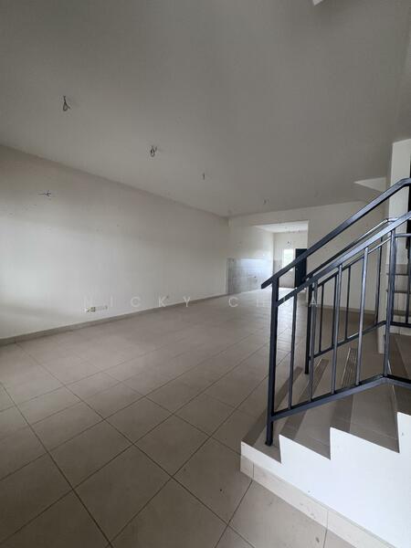2-storey Terraced House for Sale in Iringan Bayu (Seremban) - Nicky Chua - PropertyGuru.com.my