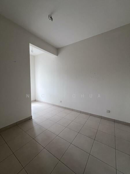 2-storey Terraced House for Sale in Iringan Bayu (Seremban) - Nicky Chua - PropertyGuru.com.my