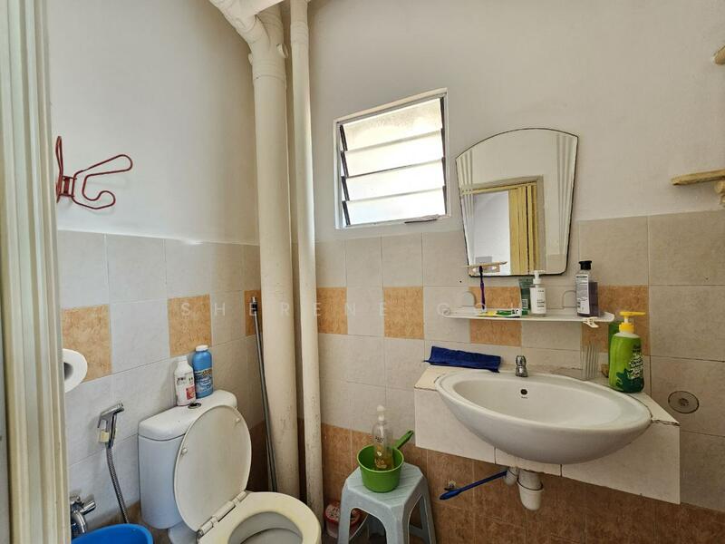 Astaka Heights Apartments untuk Untuk Dijual - RM 450,000, Feb 2026 - Bathroom - PropertyGuru.com.my