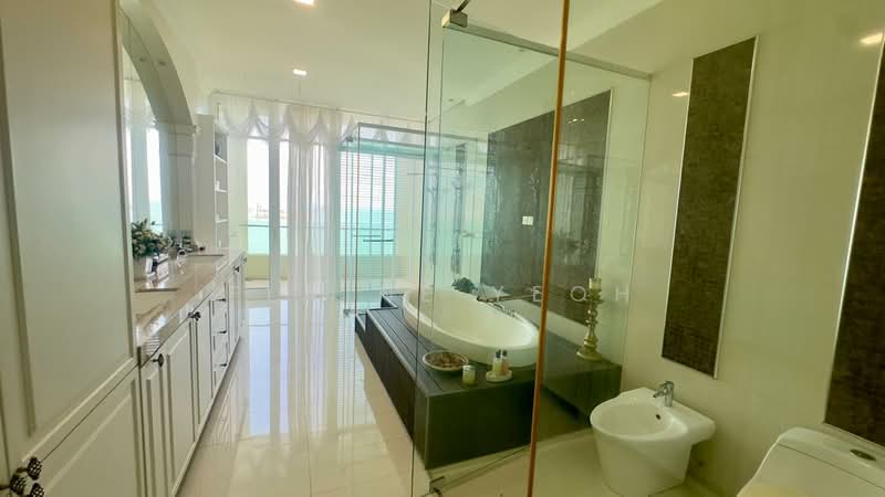 8 Gurney (The Shore Condominium) untuk Untuk Dijual - RM 5,000,000, Mac 2026 - Bathroom - PropertyGuru.com.my