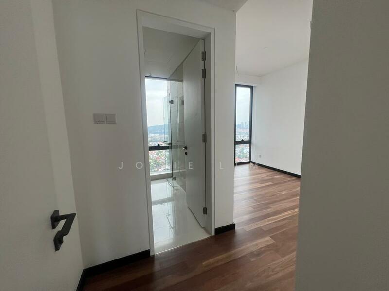 Service Residence for Sale at Crown Residences @ Pavilion Damansara Heights - Jovie Lim - Interior - PropertyGuru.com.my