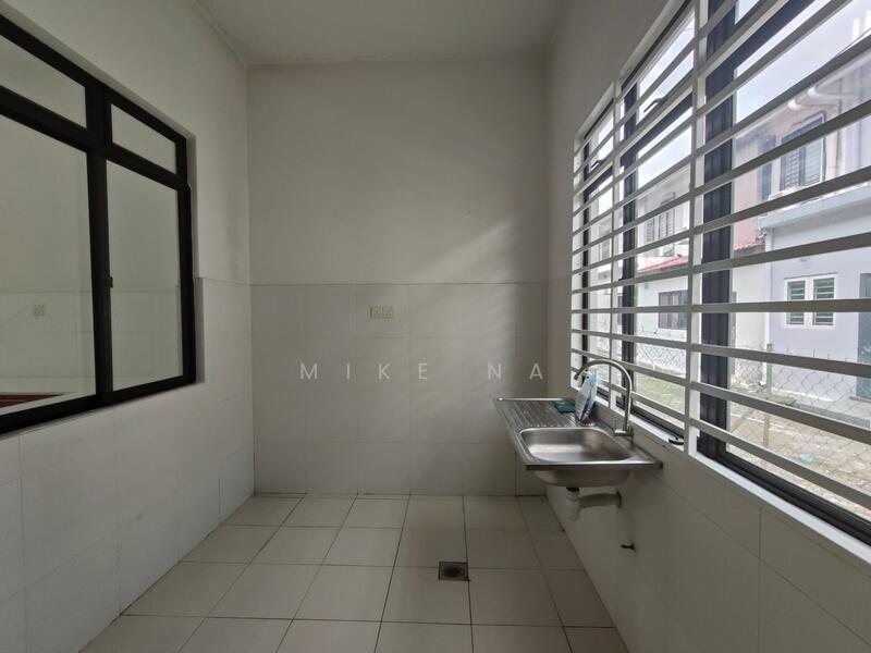 Terraced House for Sale in Bandar Puteri Klang (Klang) - Mike Na - Kitchen - PropertyGuru.com.my