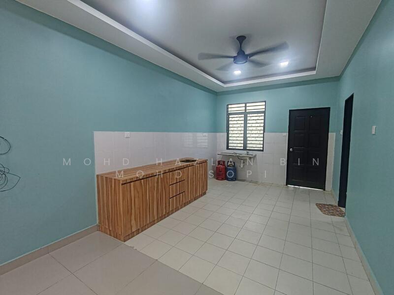 2-storey Terraced House for Sale in Rawang (Selangor) - Mohd Hazlan bin Mohd Sopi - Kitchen - PropertyGuru.com.my