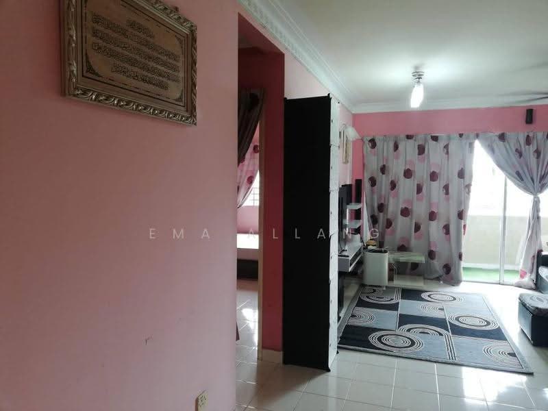 Kondominium untuk Disewa di Magna Ville - EMA ALLANG - Living Room - PropertyGuru.com.my