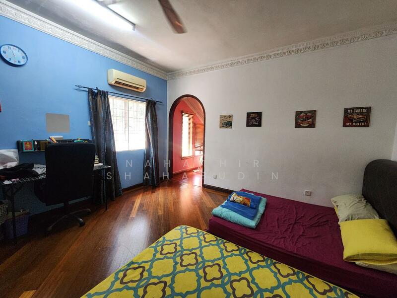 Bungalow for Sale in Bukit Jelutong (Shah Alam) - Nahathir Shahabudin - Bedroom - PropertyGuru.com.my
