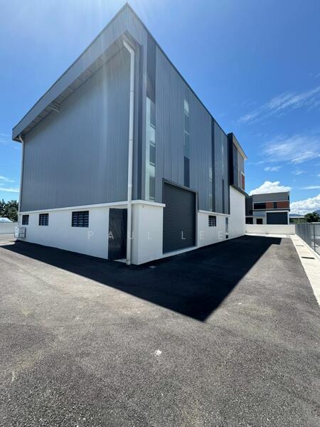 Permatang Tinggi Factory untuk Untuk Disewa - RM 22,000 /bulan, Feb 2026 - Exterior - PropertyGuru.com.my