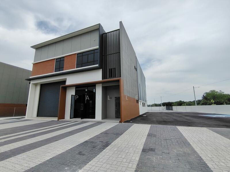 Permatang Tinggi Factory untuk Untuk Disewa - RM 22,000 /bulan, Feb 2026 - Exterior - PropertyGuru.com.my