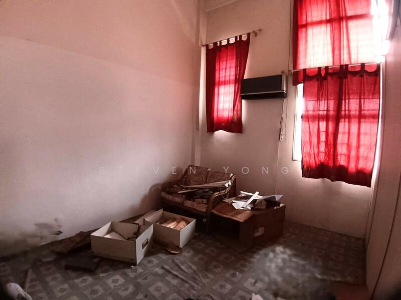 Pejabat untuk Dijual di Taman Juara Jaya (Balakong) - Steven Yong - Living Room - PropertyGuru.com.my