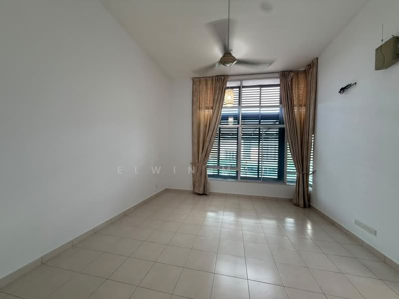 2-storey Terraced House for Sale in Kota Emerald (Rawang) - Elwin Mah - Living Room - PropertyGuru.com.my