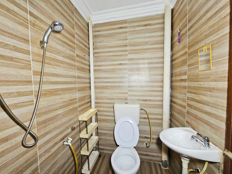 1-storey Terraced House for Sale in Taman Sentosa (Klang) - Nobeille Chung - Bathroom - PropertyGuru.com.my