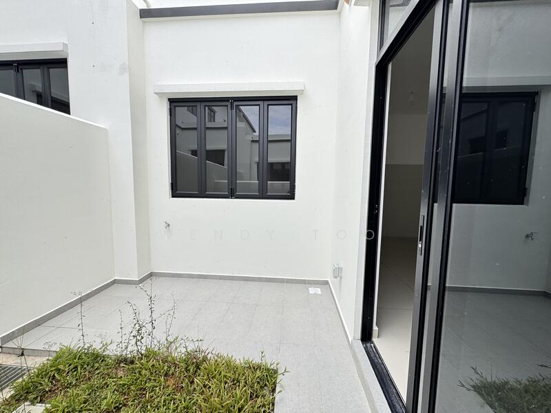 Cluster House for Sale in Iskandar Puteri (Nusajaya) (Johor) - Wendy Too - Garden - PropertyGuru.com.my